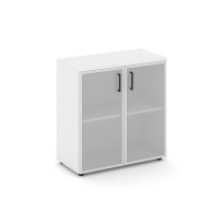 Шкаф для документов низкий широкий со стеклянными дверьми Style Project SN.STS.E-303 / Белый – Тиквуд Светлый – Сатин – Черные ручки / 796×400×833 Шкаф для документов низкий широкий со стеклянными дверьми Style Project SN.STS.E-303 / Белый – Тиквуд Светлый – Сатин – Черные ручки / 796×400×833